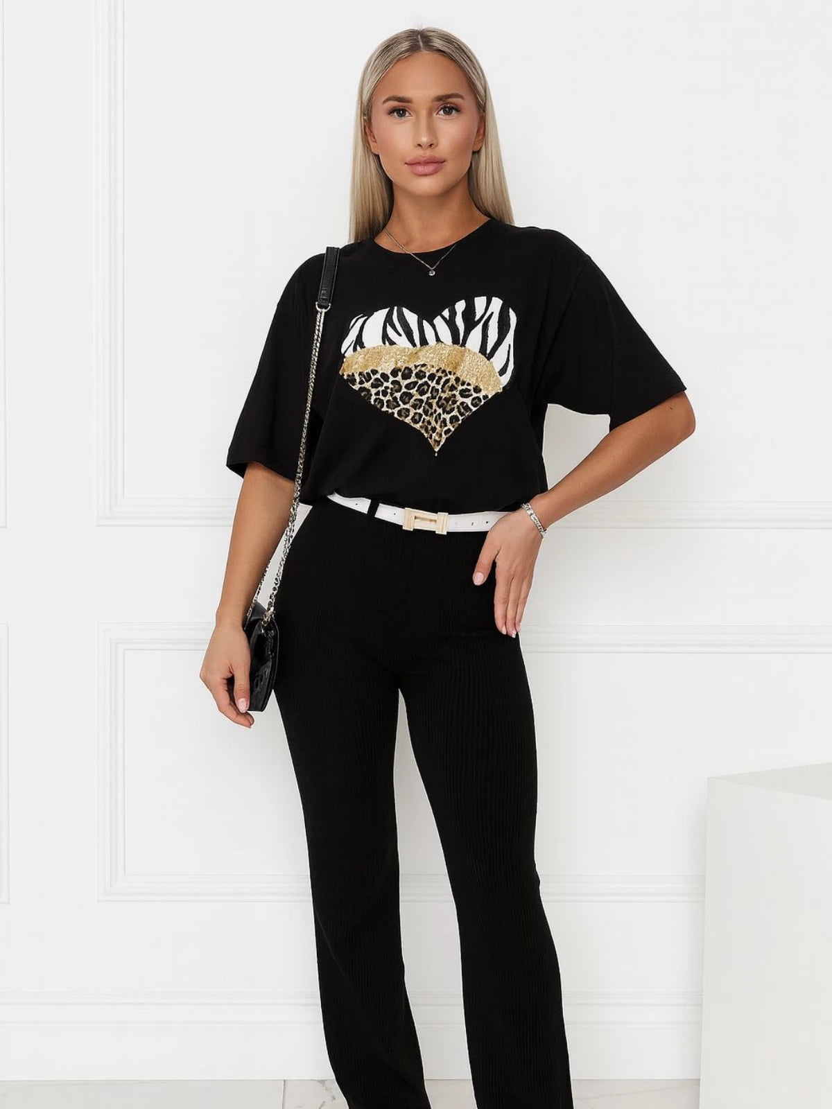 Ladies Tiger/Leopard Heart Oversized T Shirt