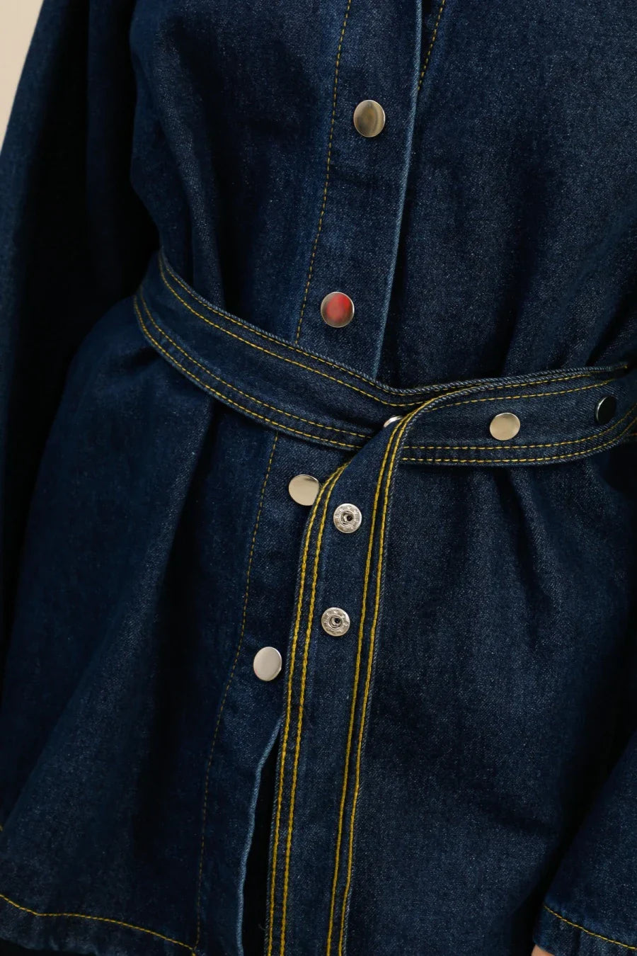 DENVER – Denim set with belted shirt and wide-leg pants