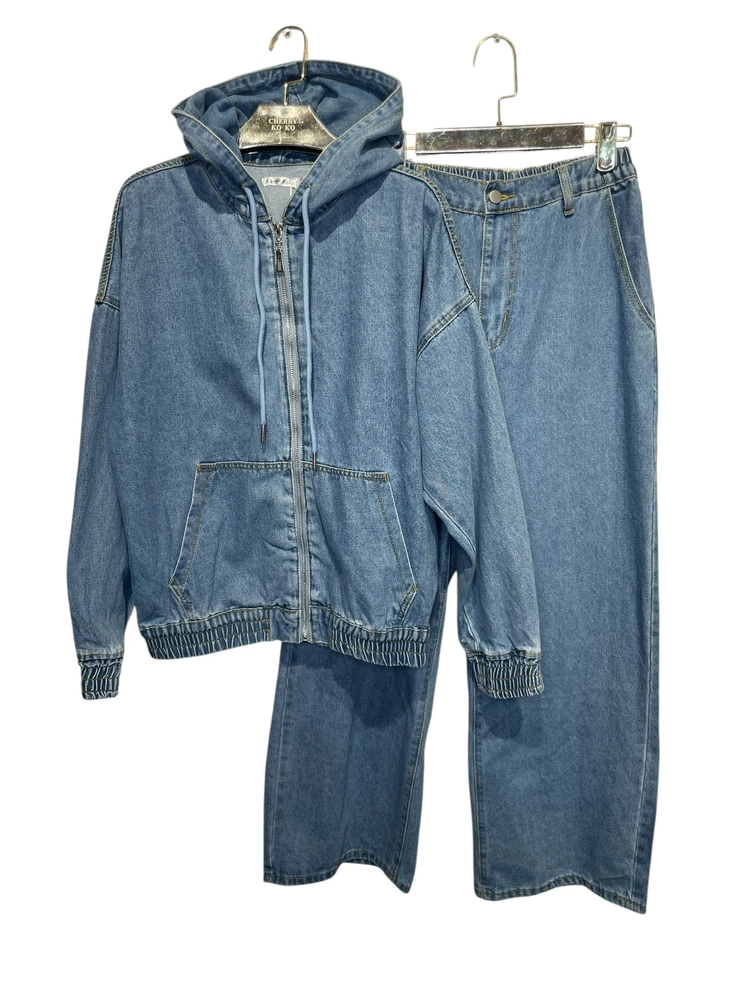 Hooded zip-up jacket + wide-leg denim pants set – casual streetwear look